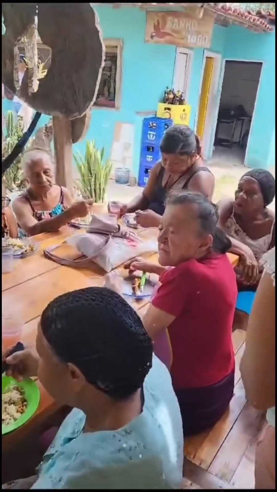 Camacã: Prefeitura encerra as atividades dos idosos no ano com uma linda festa